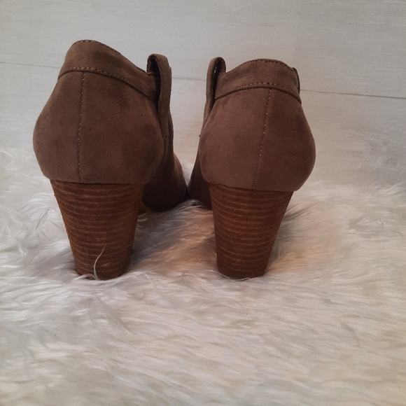 Charles david gray suede ankle boots sz 6 - Picture 2 of 6
